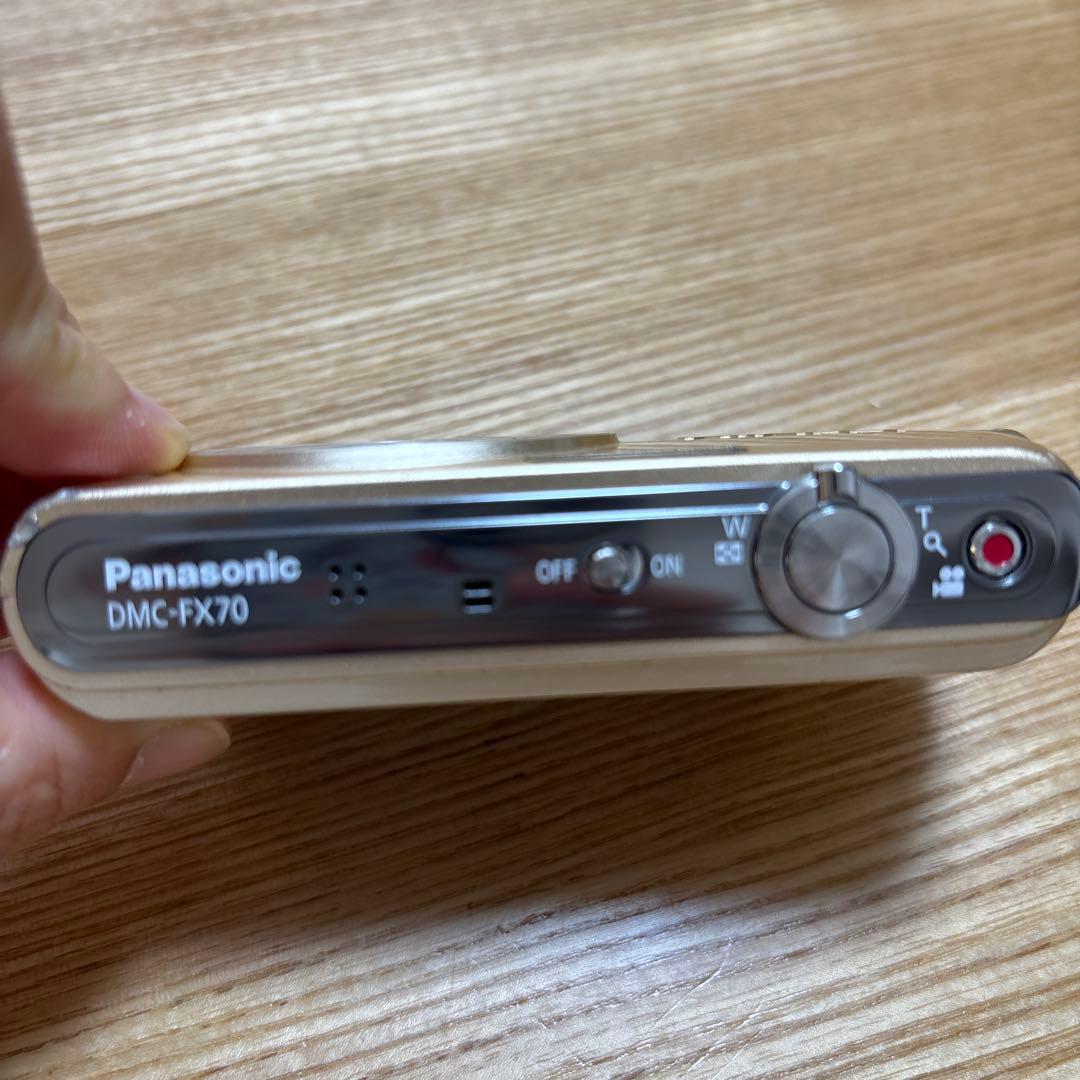 デジタルカメラ Panasonic DMC-FX70 LUMIX
