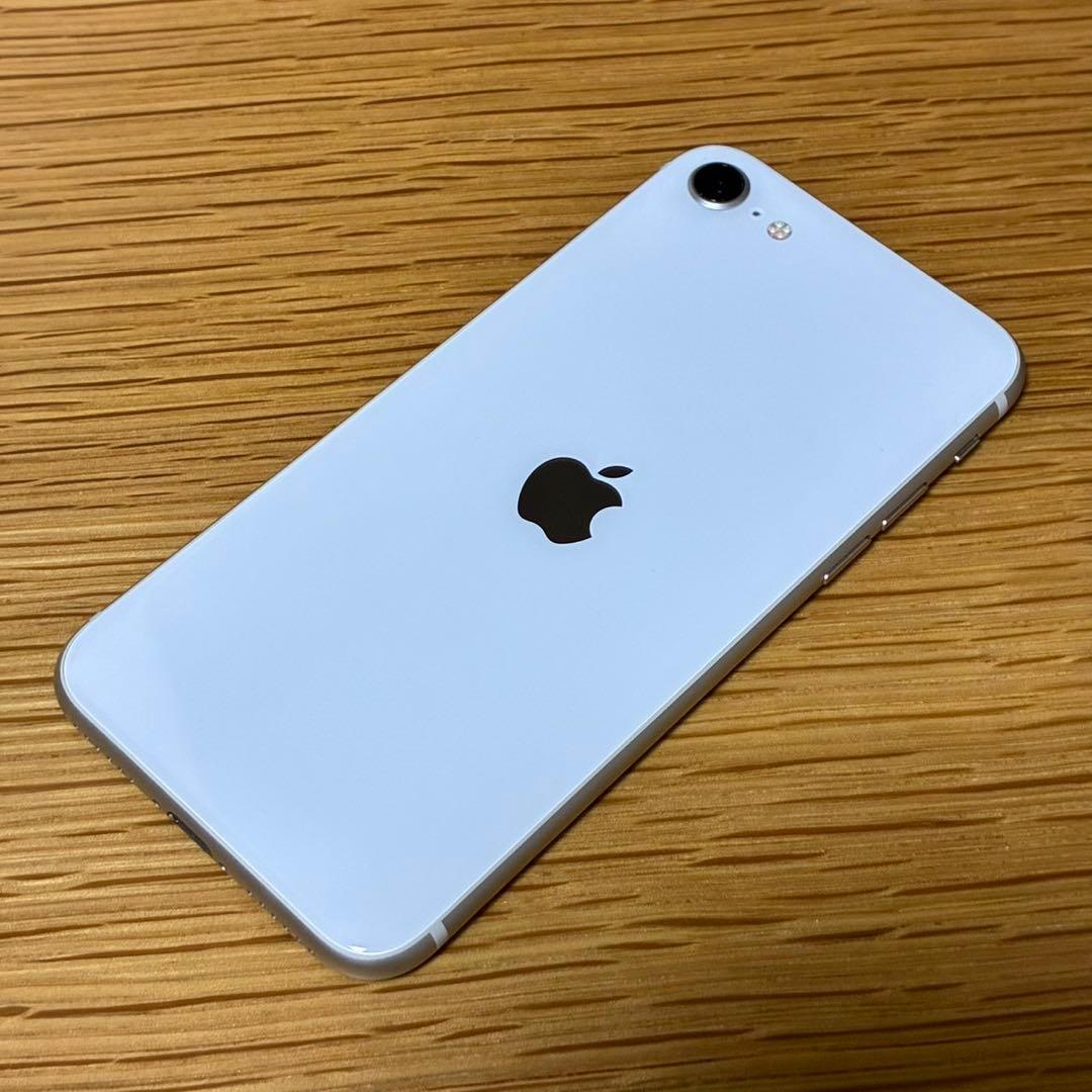 Ya17700 iPhone SE 第3世代　SIMフリー　美品