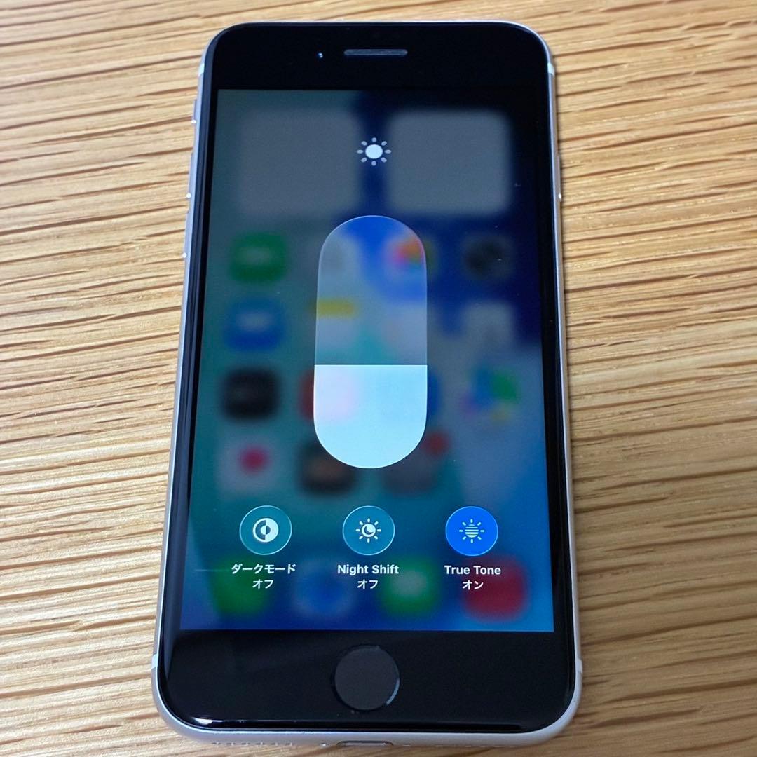 Ya17700 iPhone SE 第3世代　SIMフリー　美品