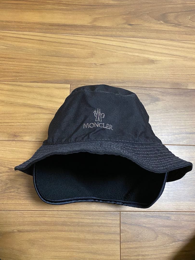 【希少】MONCLER モンクレール モンクレー ブラック ハット 耳あて付き