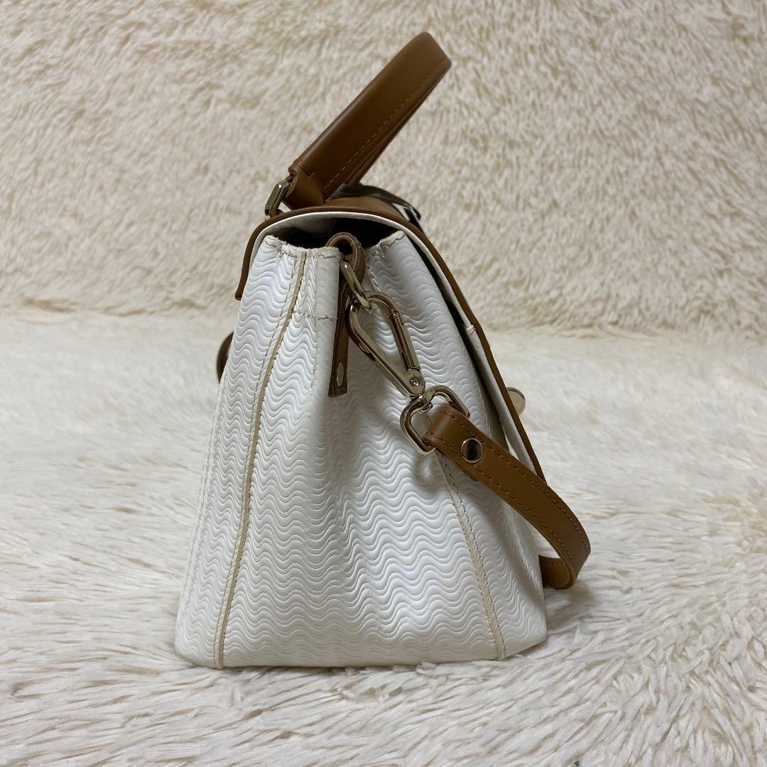 ザネラート ポスティーナ レザー ターンロック ハンドバッグ 2WAY 美品