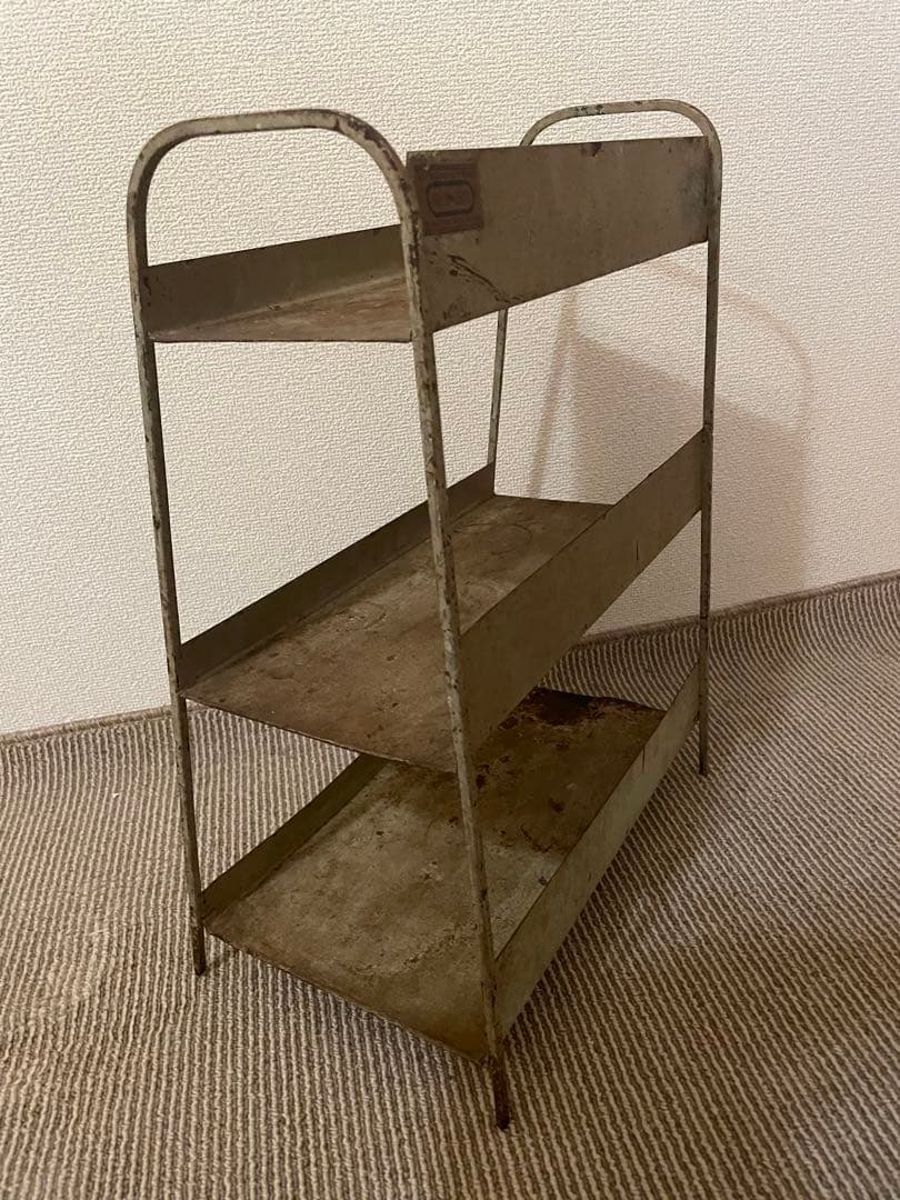 フランス　ヴィンテージシェルフ スチール　アンティーク　インダストリアル