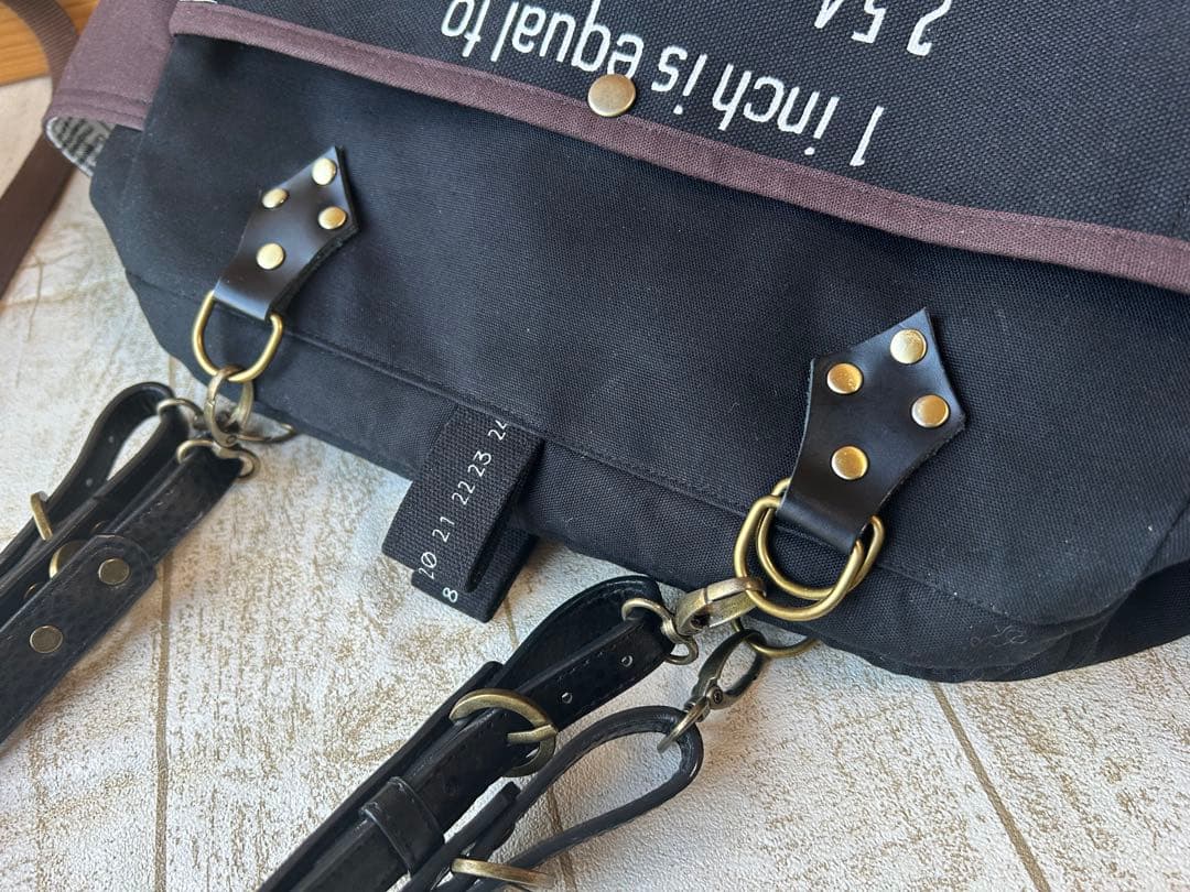 fucy♡ニューム口金バッグ★イケメンバッグ(* 'ᵕ' )☆