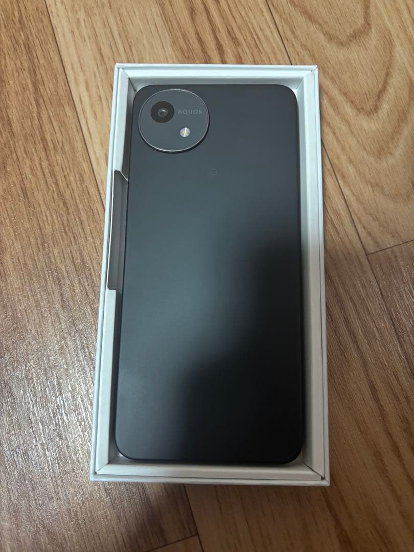 ねこ　SHARP AQUOS wish5 ブラック