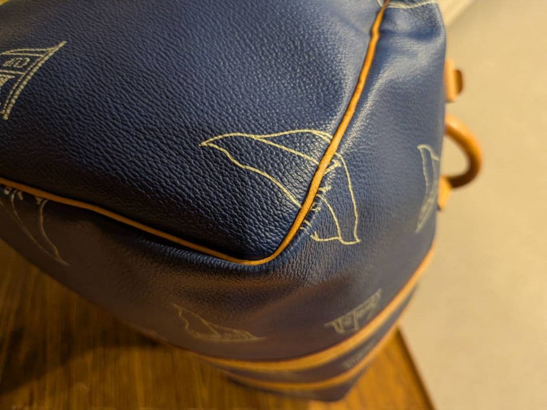 LOUIS VUITTON 　ルイヴィトンカップ LVカップ キーポル　バッグ