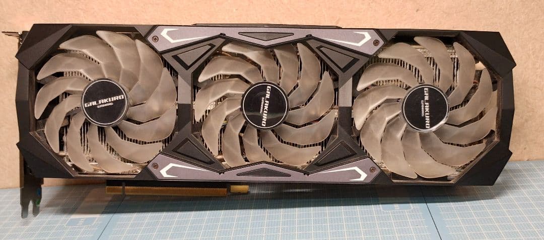 玄人志向 GALAKURO GeForce RTX 3080 10GB 本体