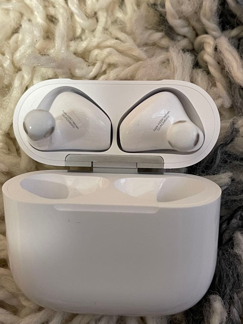 イヤホン Apple AirPods 4 (ANC)