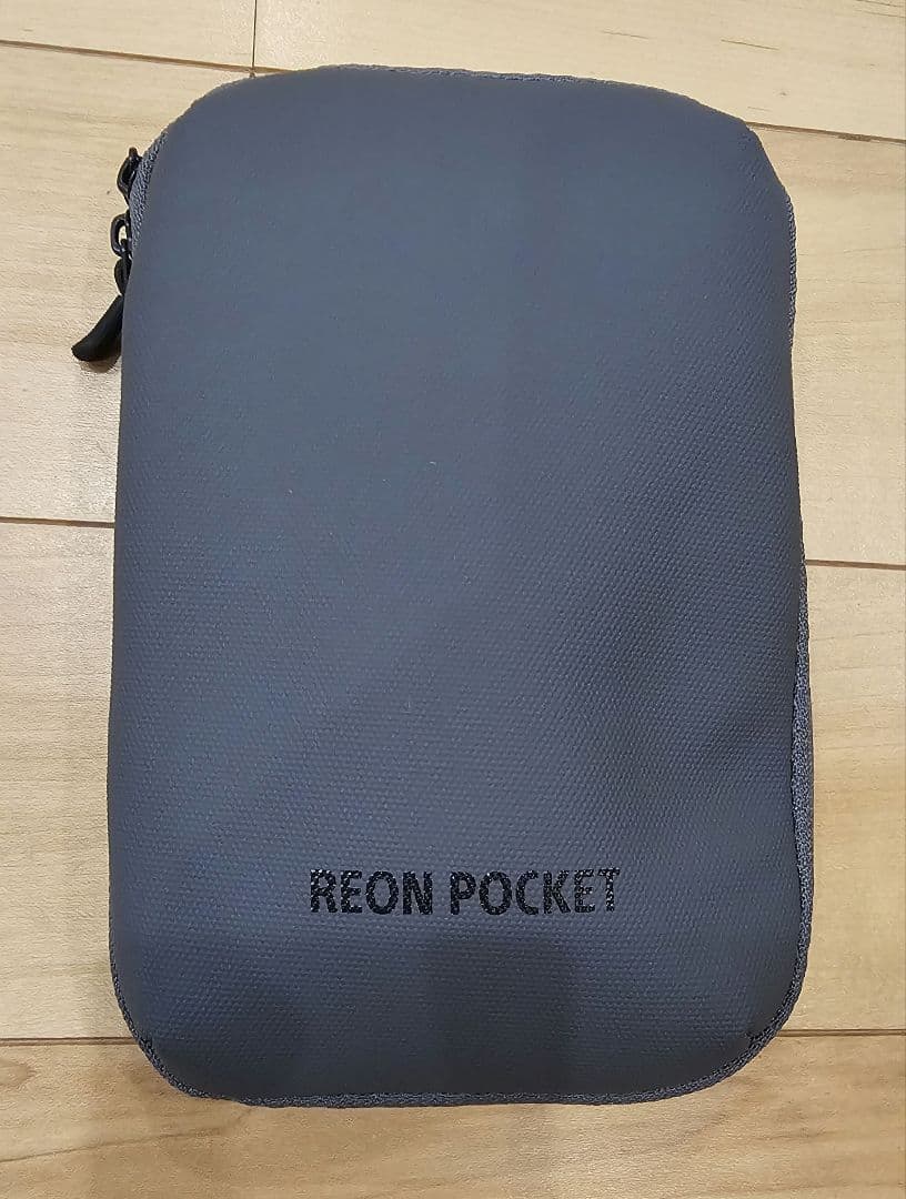 SONY REON POCKET 5 （TAG、専用ケース付き）