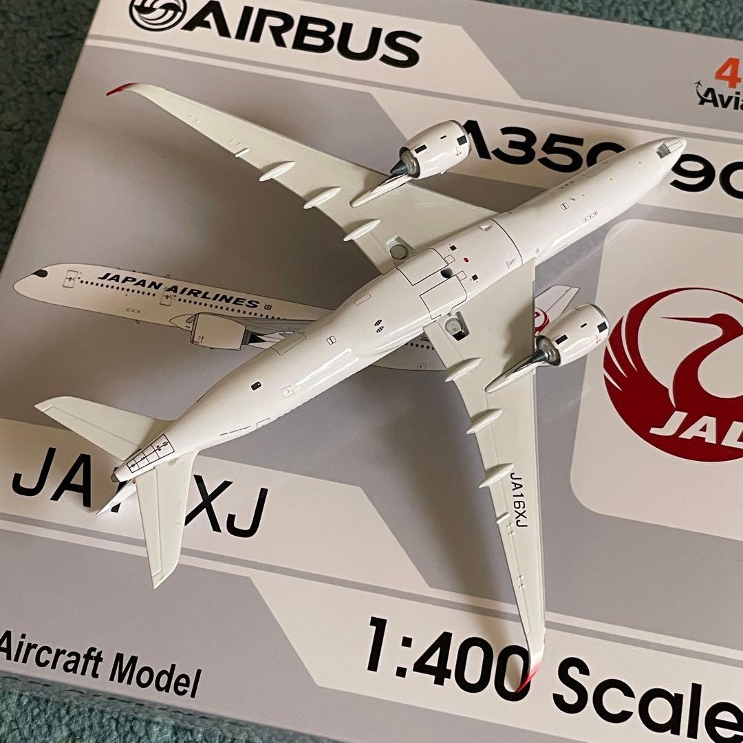 JAL 日本航空 A350-900 JA16XJ av 1:400 スタンド付き