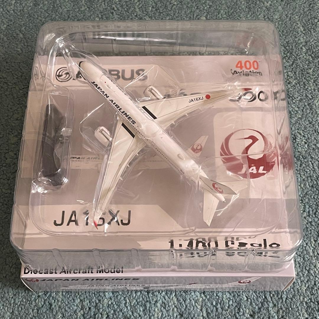 JAL 日本航空 A350-900 JA16XJ av 1:400 スタンド付き
