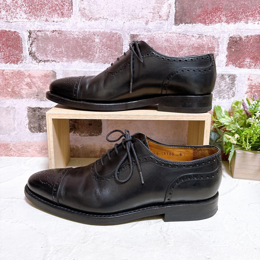 【ジャランスリウァヤ】ドレスシューズ 革靴 黒 内羽根 フォーマル メダリオン