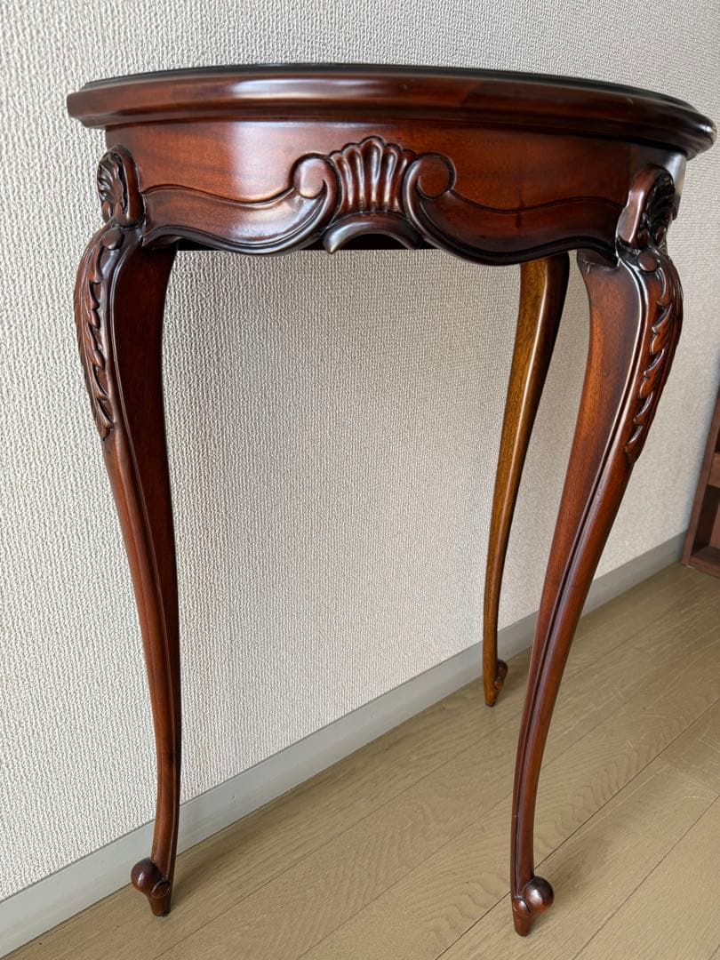 アンティーク調　猫足テーブル