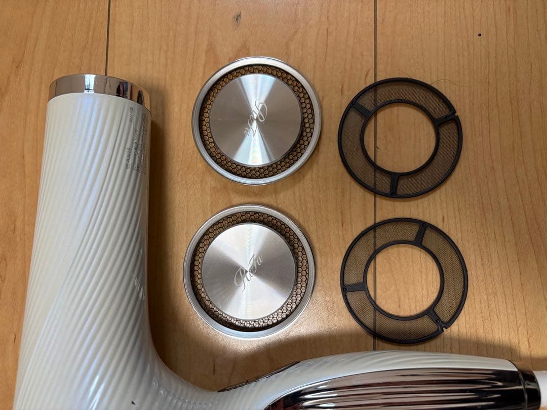 リファビューティックドライヤープロ 2021年製