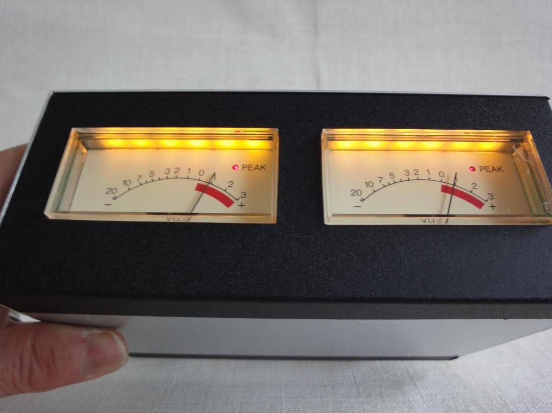 自作ステレオVUメーター218号機（YAMAHA大型ワイド・ピーク付）