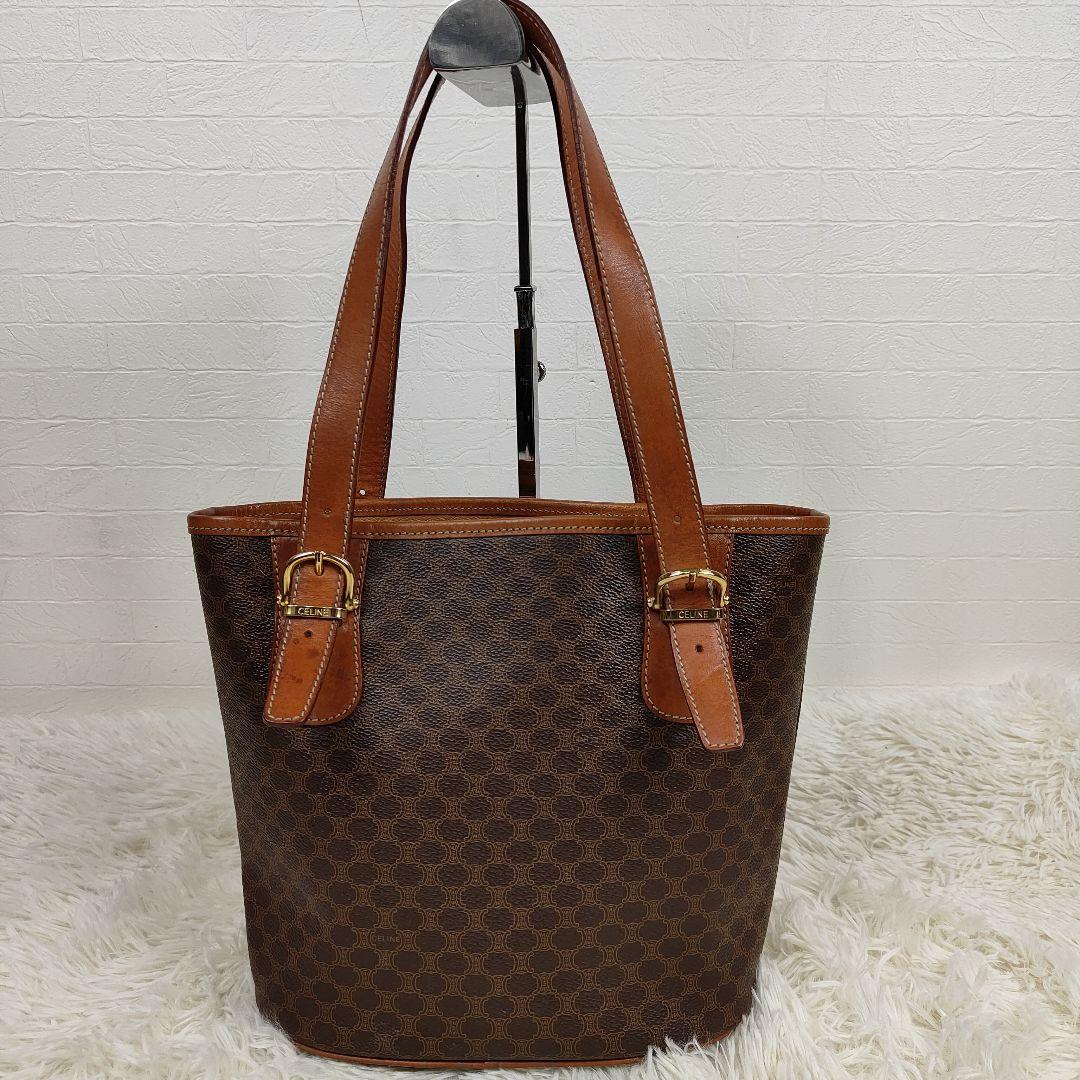 本日限定価格　セリーヌ　トートバッグ　マカダム　トリオンフ　型押し　バケツ型