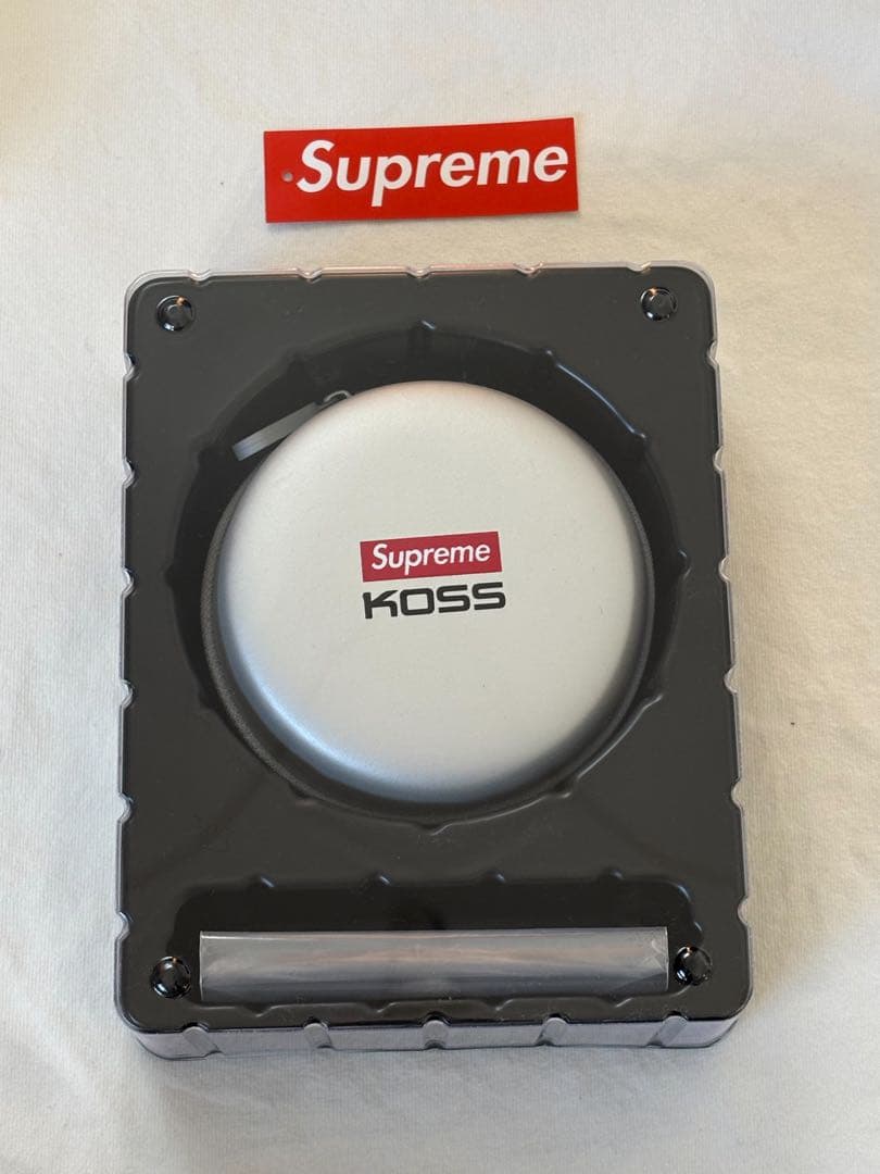 ヘッドホン Supreme KOSS Porta Pro Silver Headphones