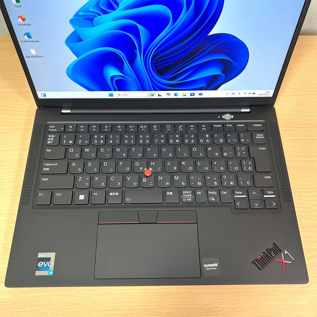 美品 Lenovo THINKPAD X1 CARBON Gen10 14インチ