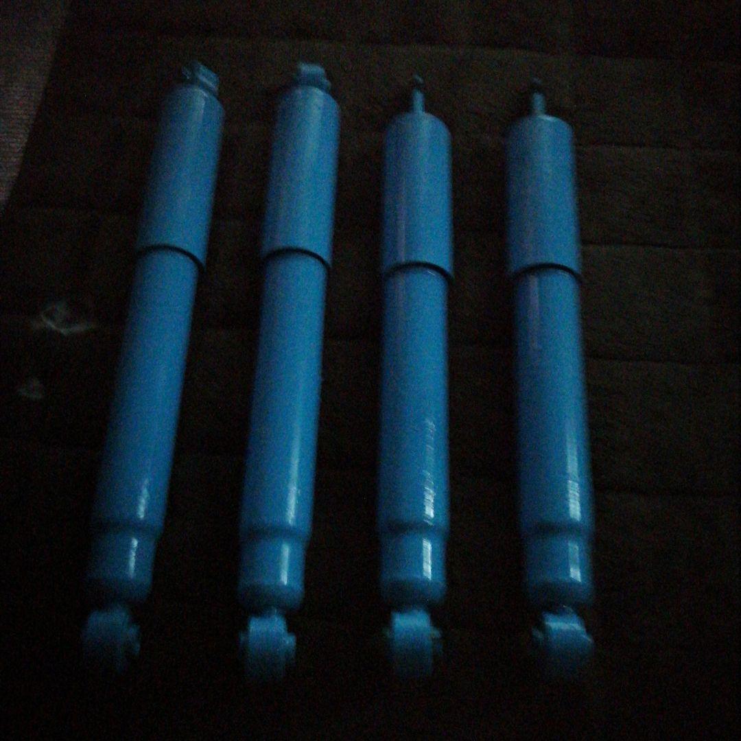 ジムニーjb23青色4×4ショックアブソーバー4本セット(ノーマル)長さ