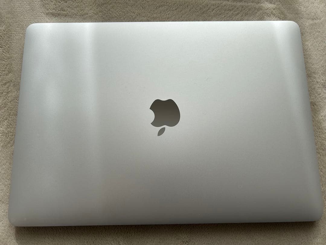MacBook Pro 2020 13型 i5/16GB/256GB おまけ付