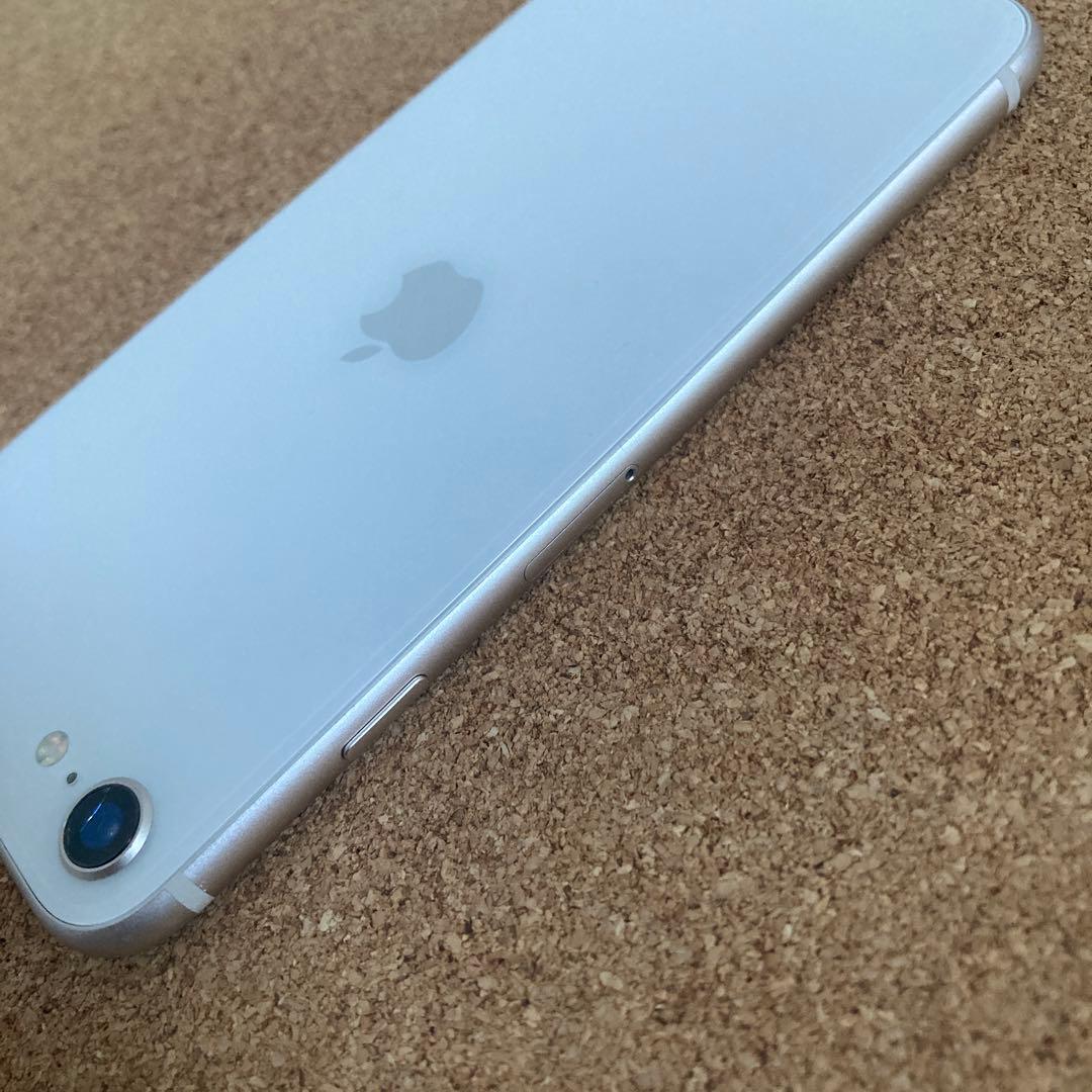 4024【早い者勝ち】電池新品☆iPhoneSE3 64GB SIMフリー☆