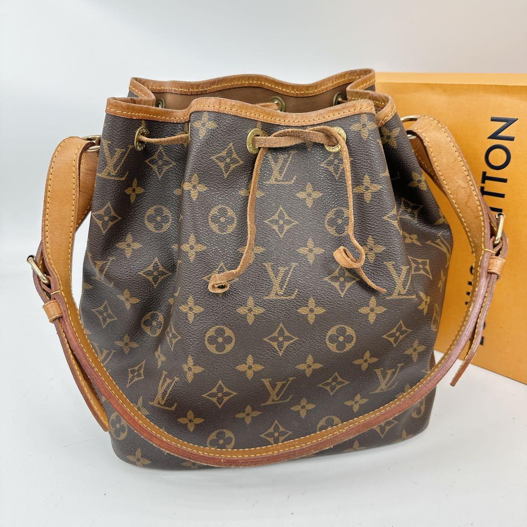 ルイヴィトン　モノグラム　巾着　ショルダーバッグ　プチノエ