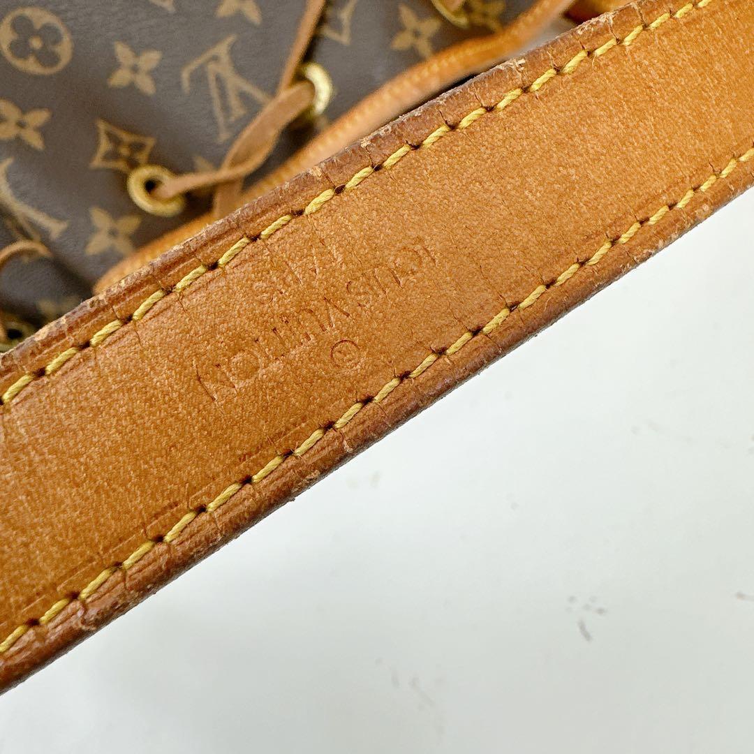 ルイヴィトン　モノグラム　巾着　ショルダーバッグ　プチノエ