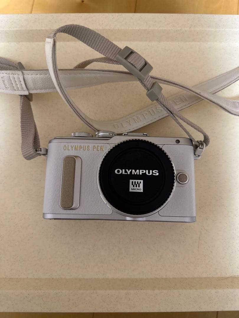 OLYMPUS E-PL8 ミラーレス一眼カメラ