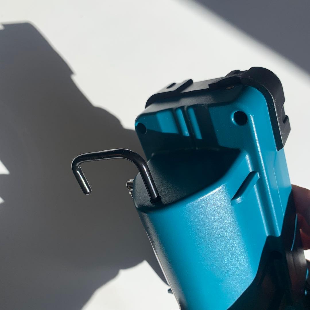 Makita ラジオ・充電器・バッテリー付き