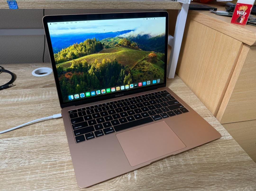 未使用品近い Macbook Air 2019 13インチ A1932