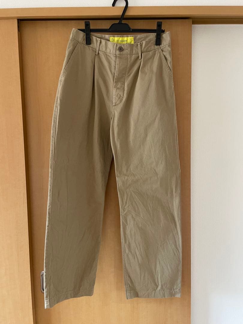 necessary or unnecessary チノパンW30