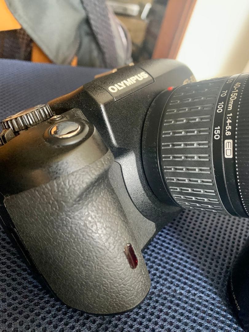 オリンパス　E330 電源スイッチやや難あり