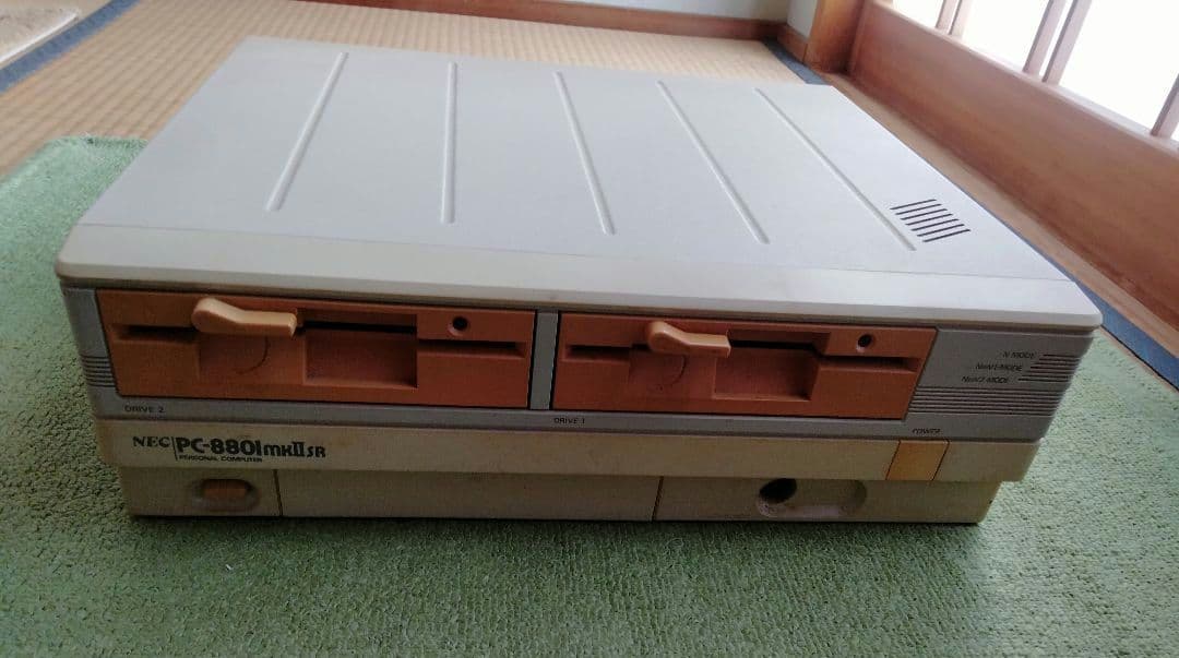 NEC PC-8801mkⅡSR デスクトップ コンピュータ 本体（ジャンク品）