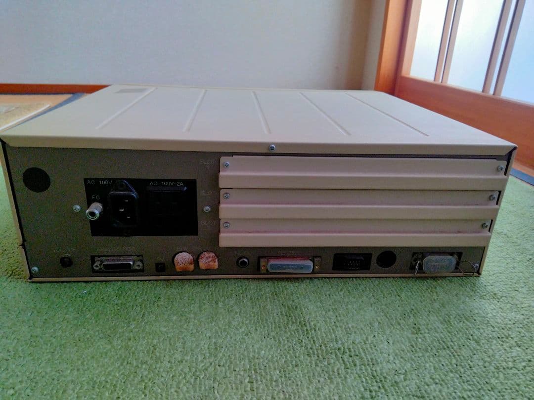 NEC PC-8801mkⅡSR デスクトップ コンピュータ 本体（ジャンク品）