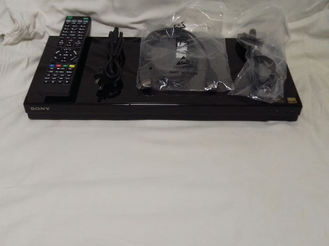 即発送!使用頻度少の完動美品!SONY BDZ-ZW1700ブルーレイレコーダー