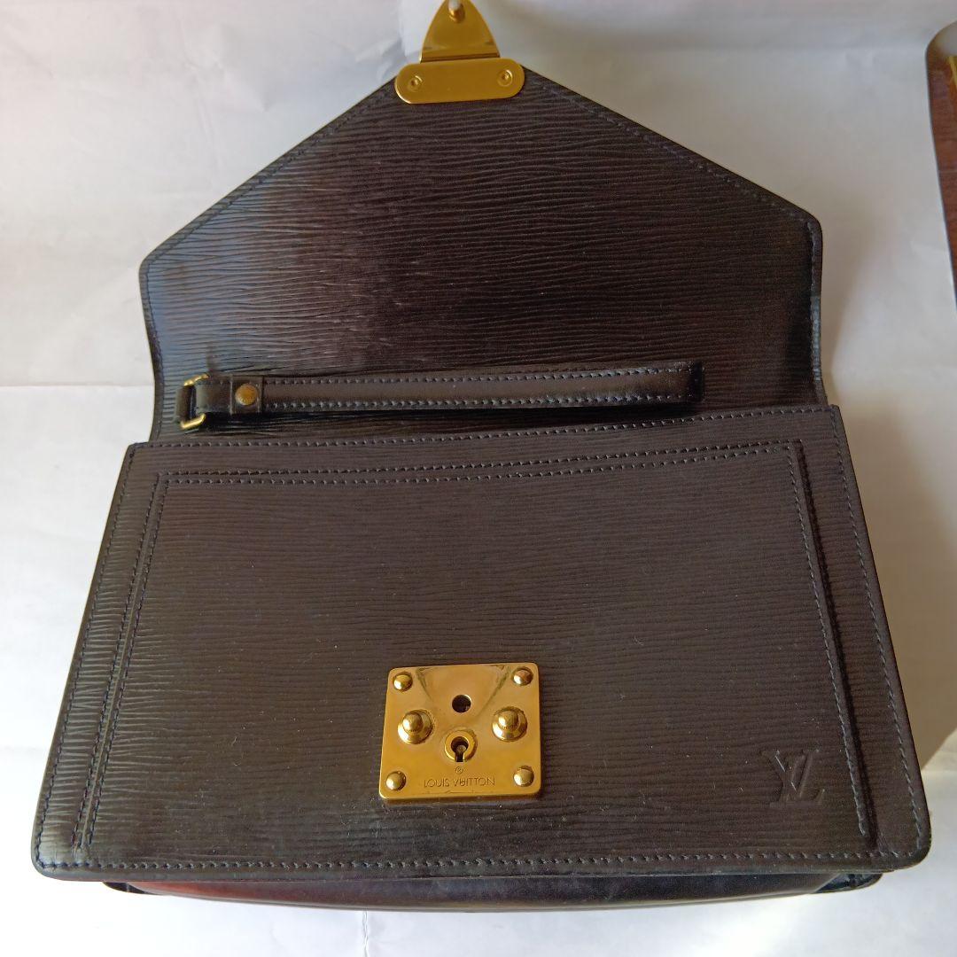 Louis Vuitton エピレザー ビジネスバック(大幅値引きしました）