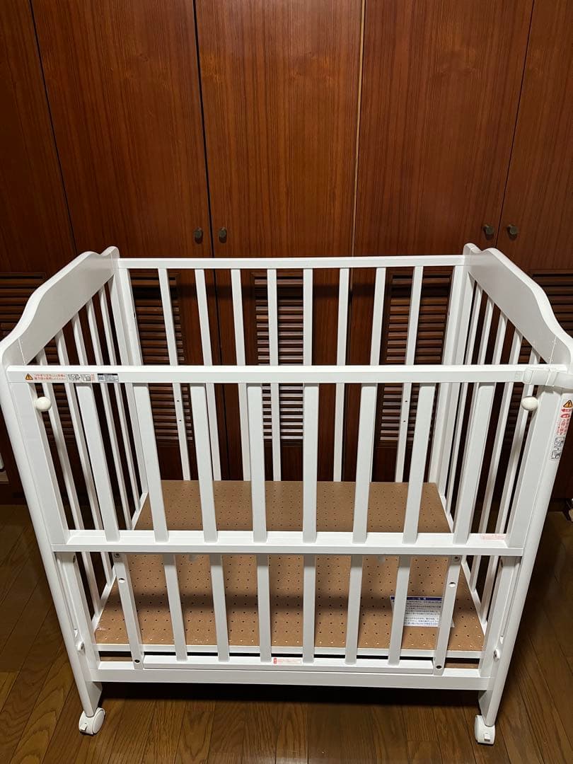 yumiko〜断捨離中〜専用　カトージ　ベビーベッド　ミニ　ホワイト
