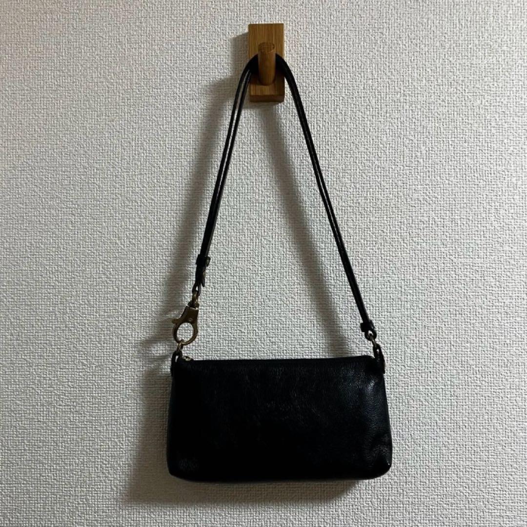 イルビゾンテ ショルダーバッグ 本革 レザー ブラック