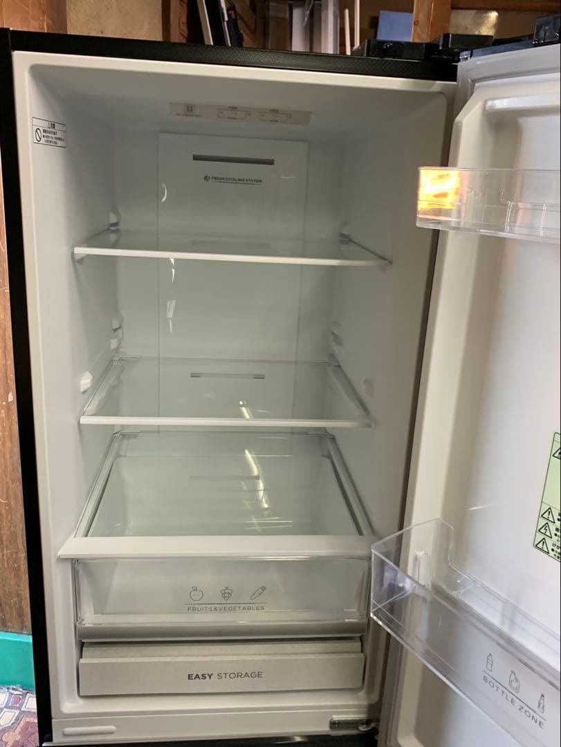 カスタニエダ・ナバロ・ホルヘニトリ　2023年　冷蔵庫　NR-274LBK