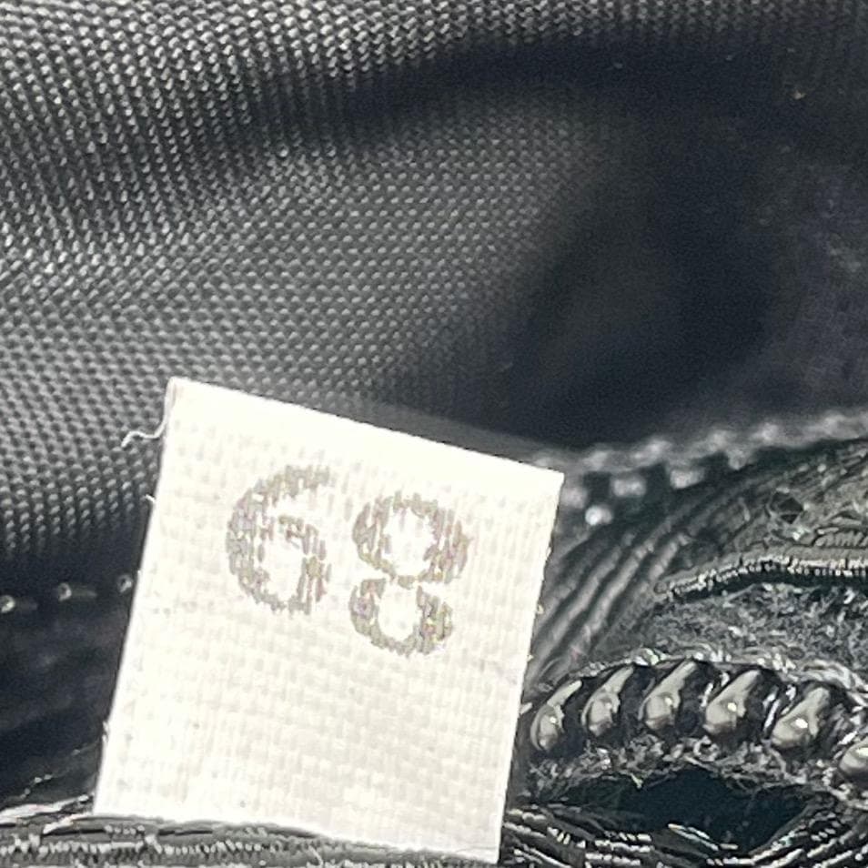 極美品✨PRADA プラダ　ナイロン ショルダーバッグ　三角プレート　白タグあり