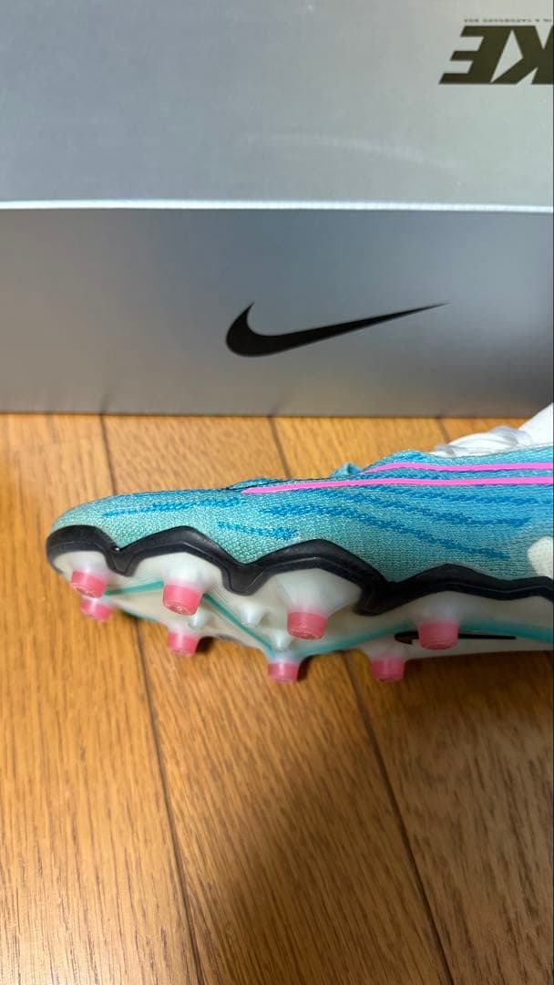 サッカースパイク ファントムgx