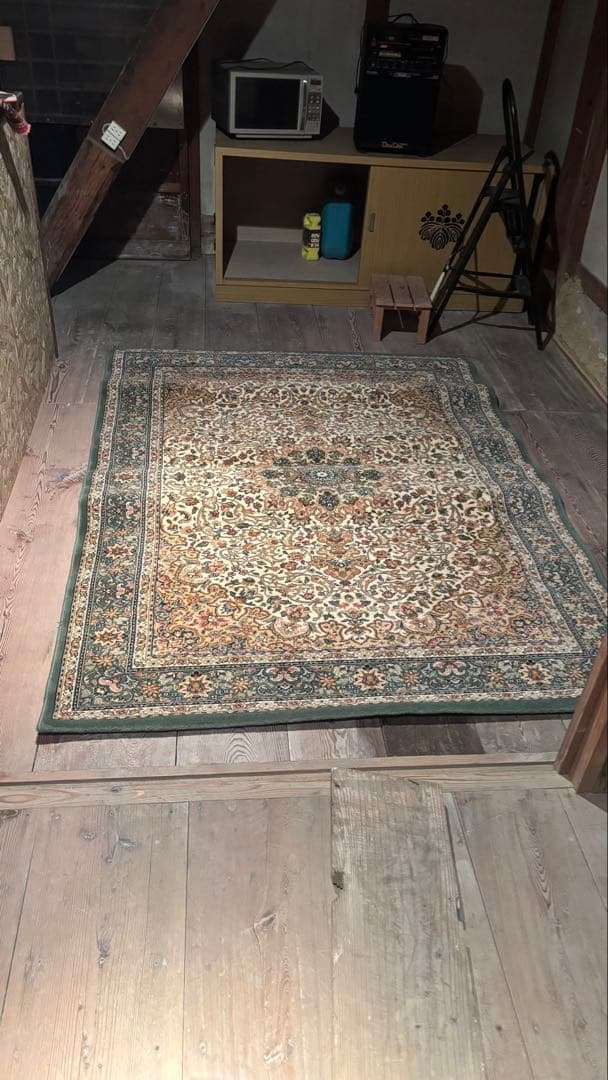 ベルギー(170×230)上質ラグ,絨毯(淡いブルーグレー)