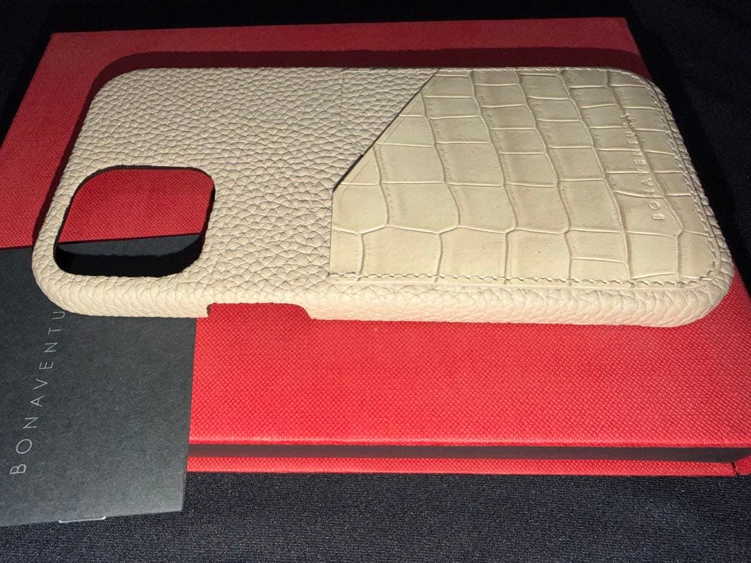 BONAVENTURA iPhone12 ProMax エンボスクロコレザー