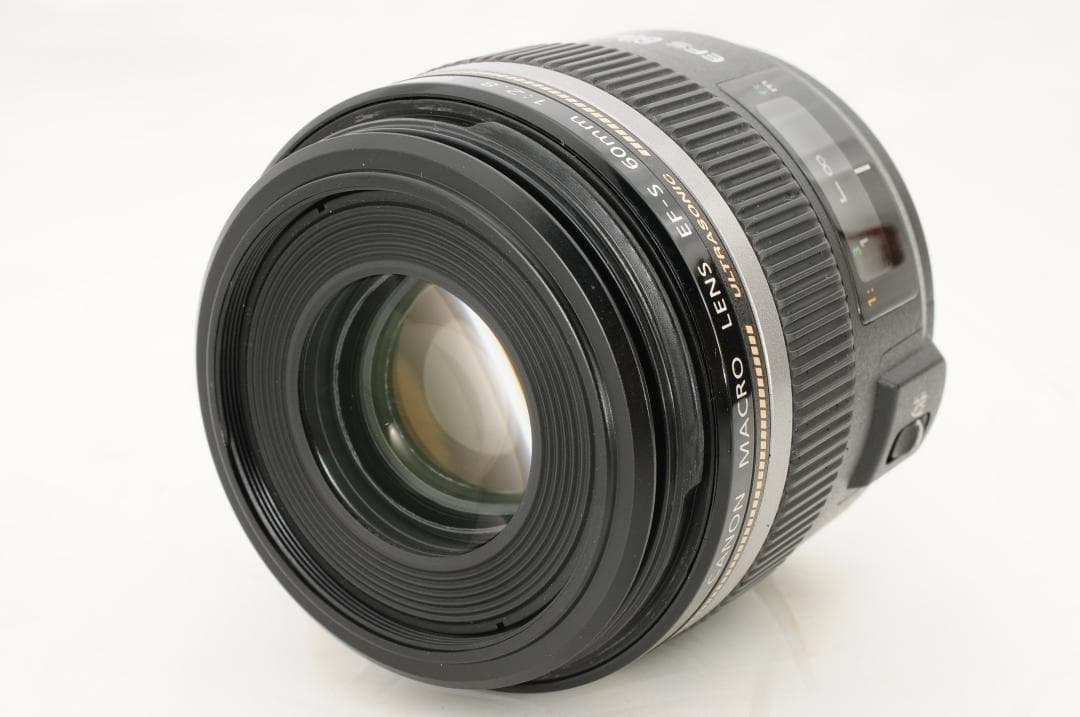 【❄単焦点マクロレンズ❄】 Canon EF-S 60mm F2.8 USM