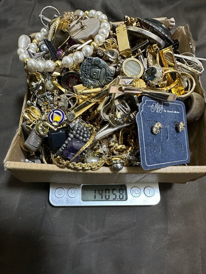 イミテーションアクセサリー　まとめ売り