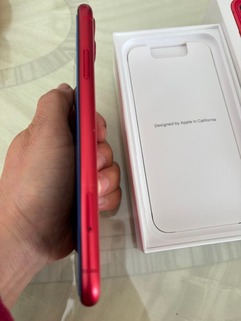 Apple iPhone 11 赤128GB