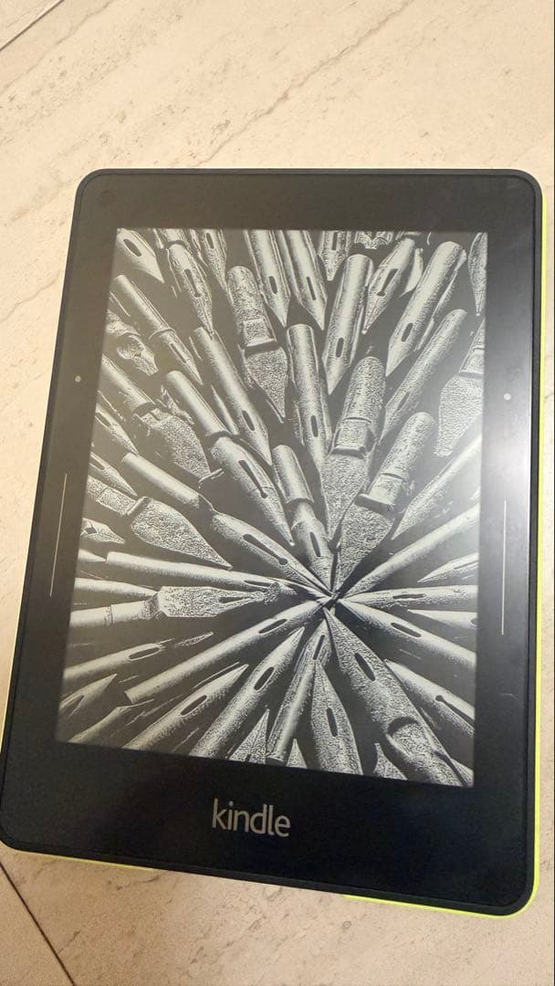 k*o様 kindle voyage wifi 広告無し 本体+純正ケース付き