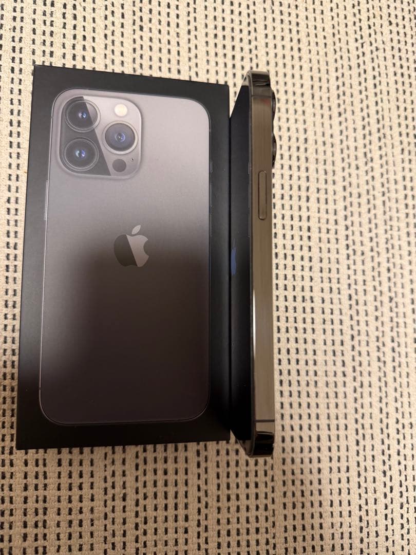 Apple iPhone 13 Pro 256GB本体 おまけ有