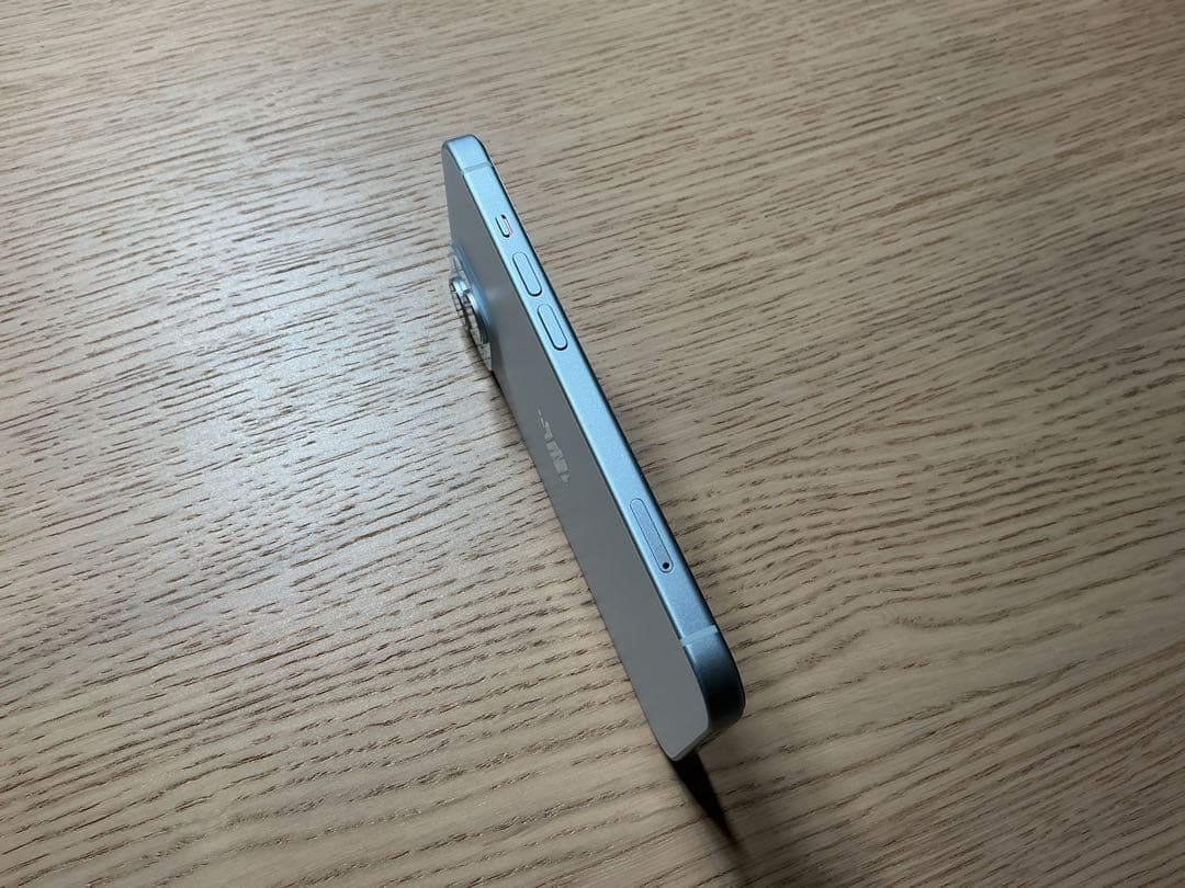 新品画面フィルム付き【超美品】iPhone 15 ブルー 256GB