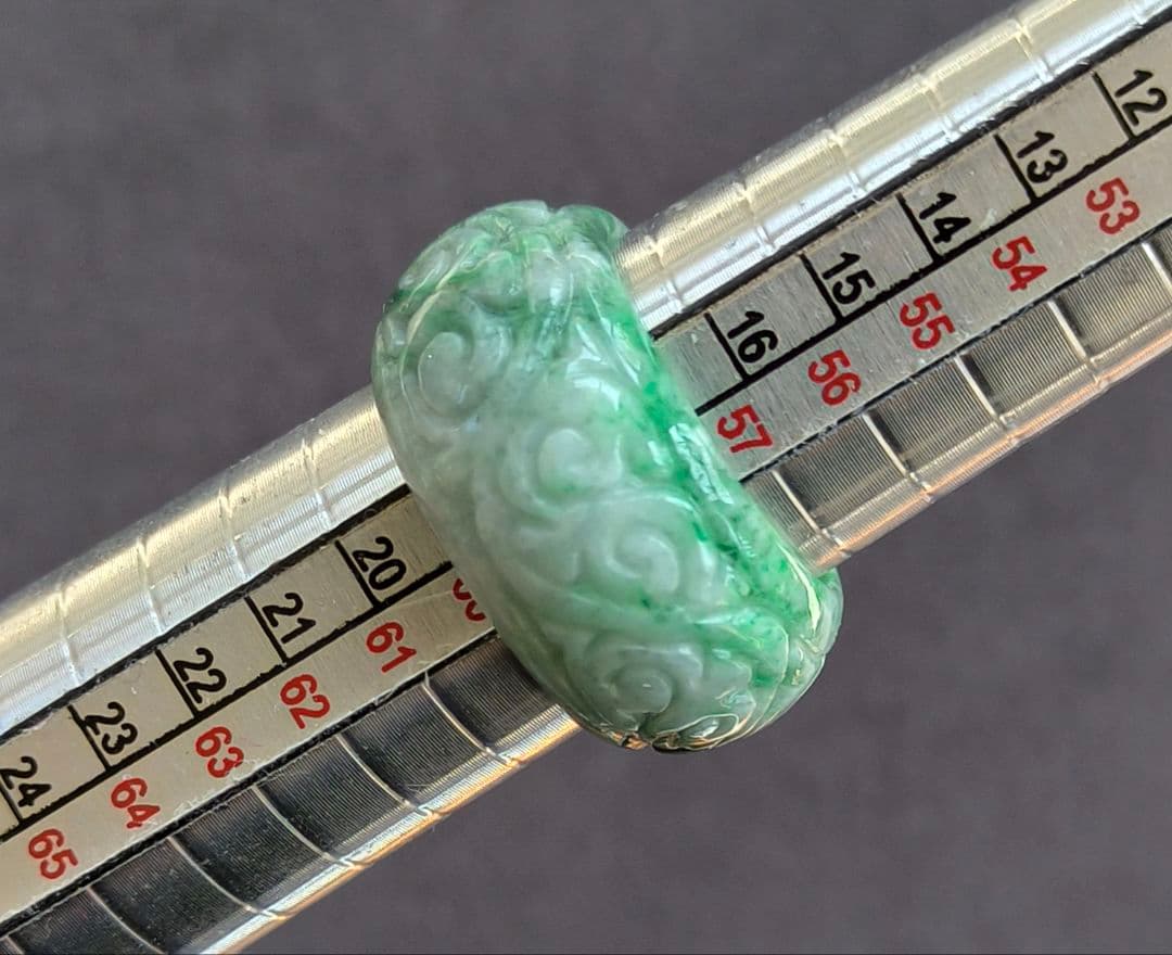 あ〜きゃん♬ 【日本鑑別書付】ミャンマー産本翡翠の貴妃バングルとリング2点