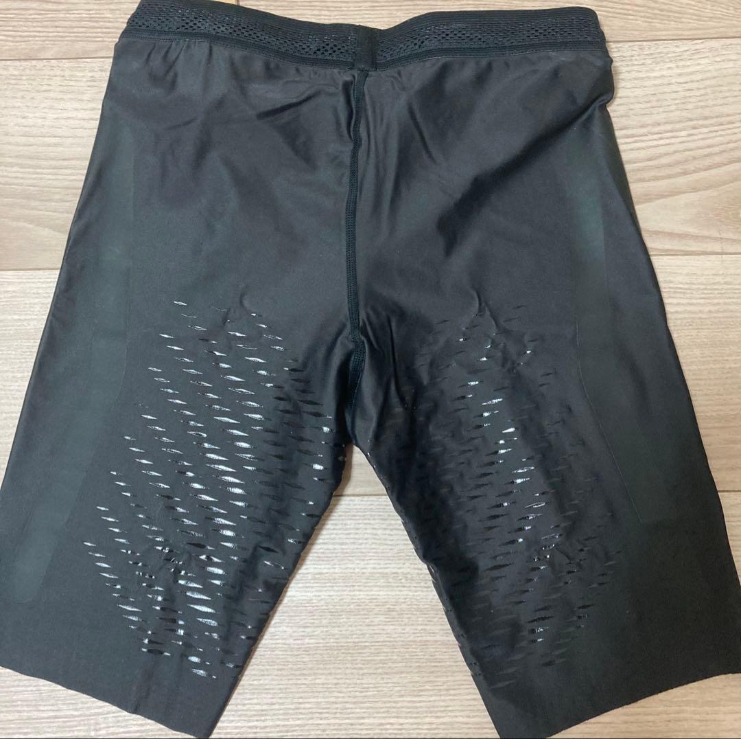 新品 アシックス SPEED TIGHT Sサイズ